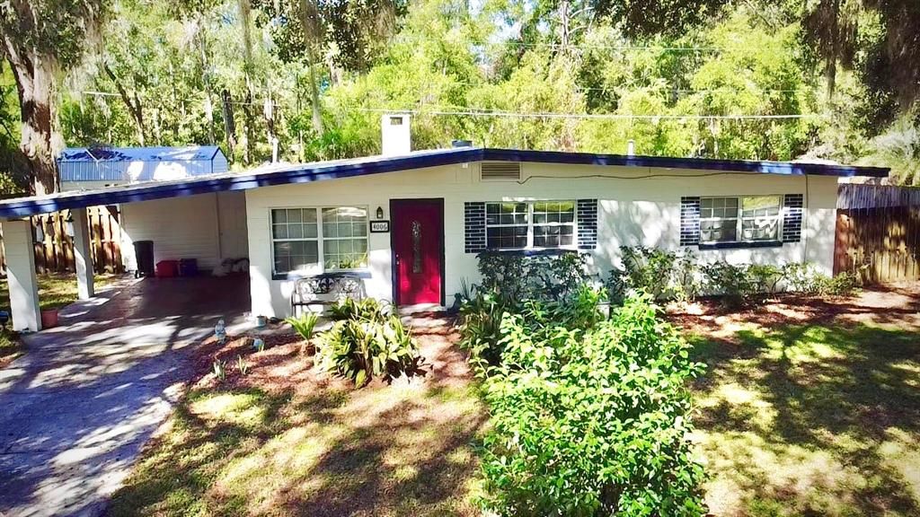 For Sale: $319,900 (3 beds, 2 baths, 1542 Square Feet)