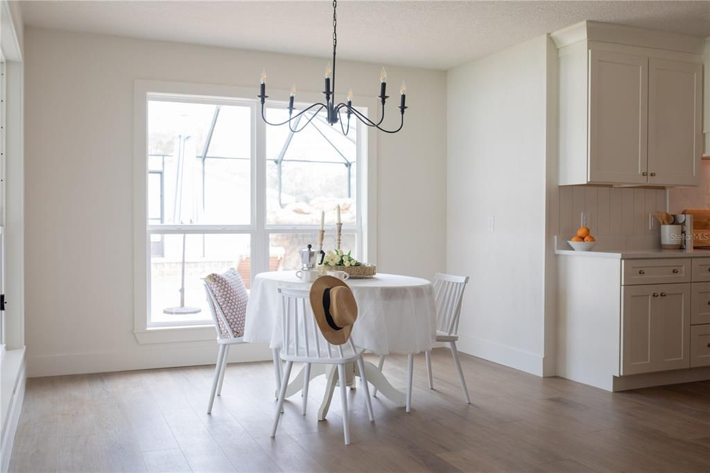 For Sale: $998,000 (5 beds, 3 baths, 2852 Square Feet)