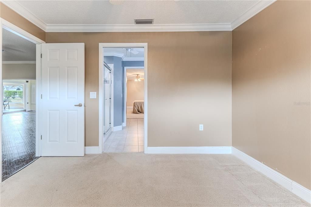 For Sale: $375,000 (3 beds, 2 baths, 2064 Square Feet)