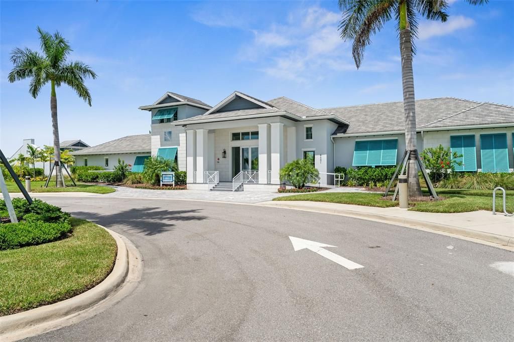 For Rent: $3,000 (3 beds, 2 baths, 1829 Square Feet)