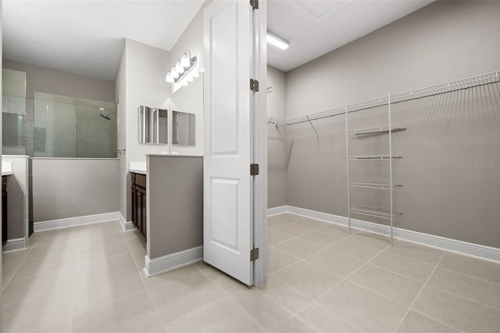 For Rent: $3,000 (3 beds, 2 baths, 1829 Square Feet)