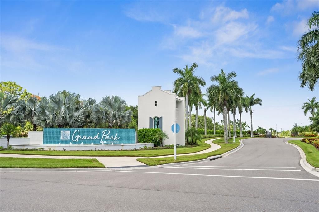 For Rent: $3,000 (3 beds, 2 baths, 1829 Square Feet)