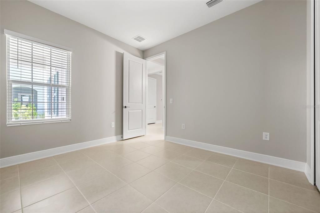 For Rent: $3,000 (3 beds, 2 baths, 1829 Square Feet)