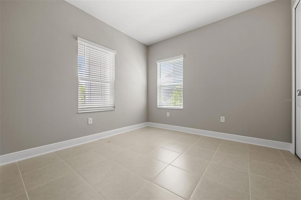 For Rent: $3,000 (3 beds, 2 baths, 1829 Square Feet)