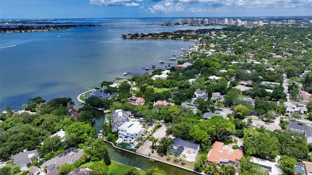 待售: $4,900,000 (5 贝兹, 4 浴室, 4660 平方英尺)