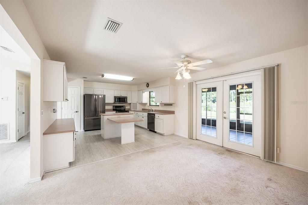 En Venta: $350,000 (3 camas, 2 baños, 1998 Pies cuadrados)