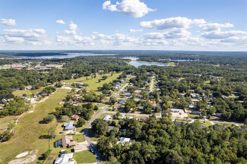 En Venta: $350,000 (3 camas, 2 baños, 1998 Pies cuadrados)