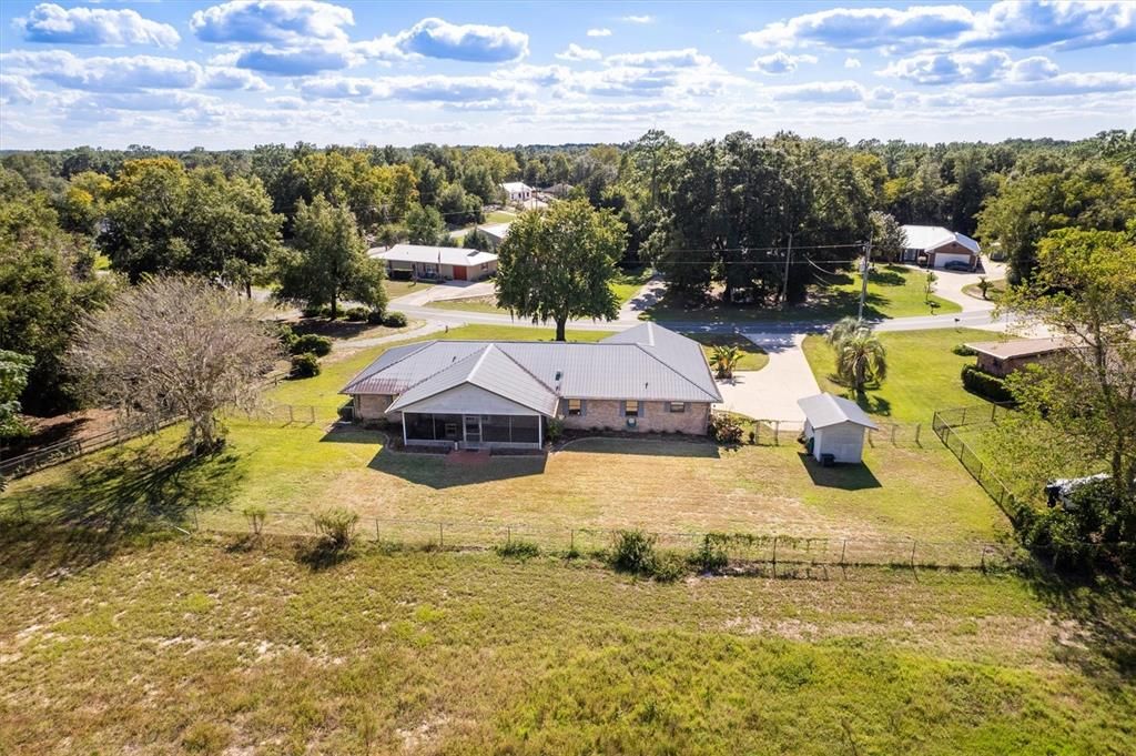 En Venta: $350,000 (3 camas, 2 baños, 1998 Pies cuadrados)