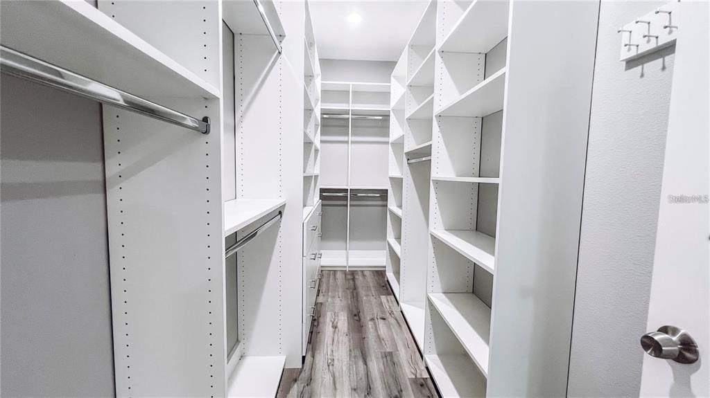 出租: $2,750 (4 贝兹, 3 浴室, 1938 平方英尺)