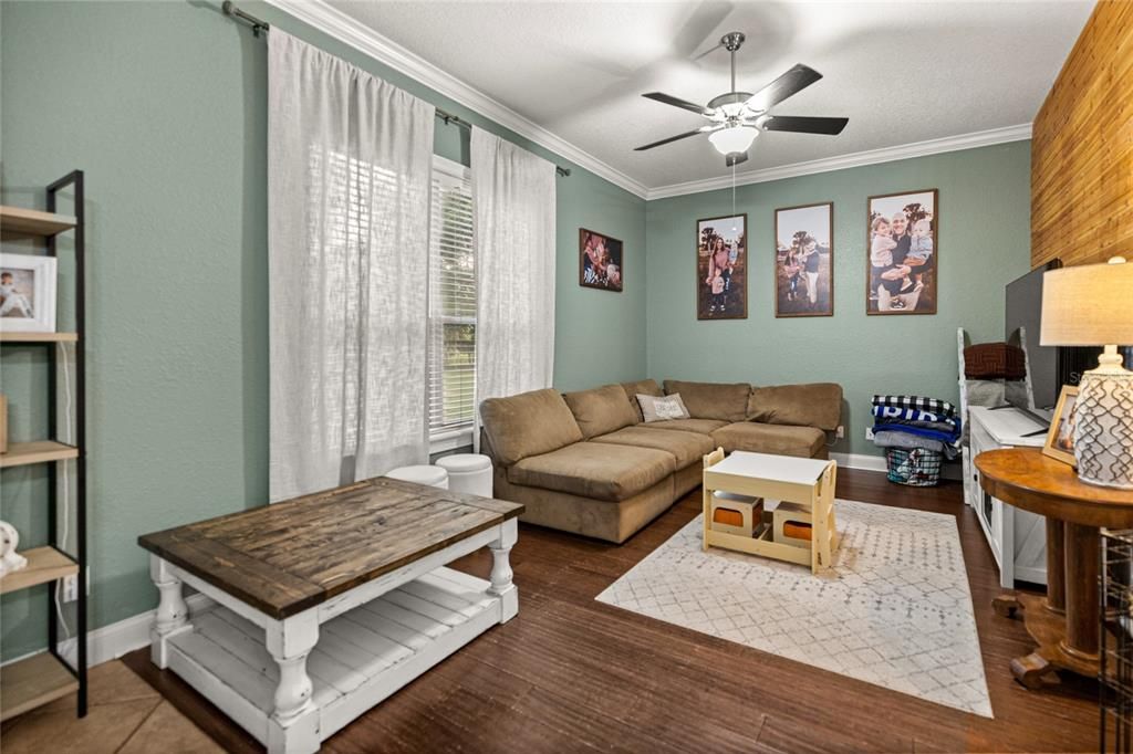 待售: $437,900 (3 贝兹, 2 浴室, 2206 平方英尺)