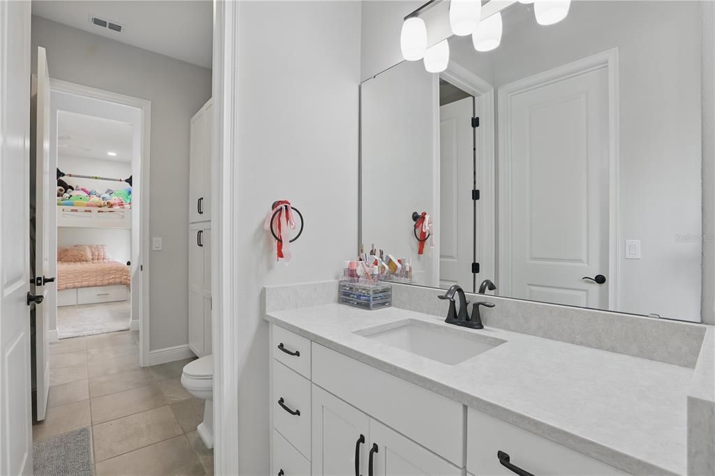 En Venta: $1,595,000 (4 camas, 4 baños, 4074 Pies cuadrados)