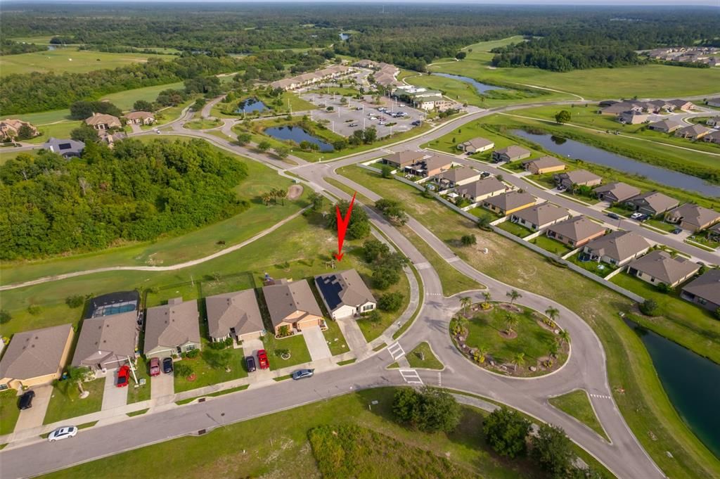 На продажу: $369,990 (4 спален, 2 ванн, 1830 Квадратных фут)