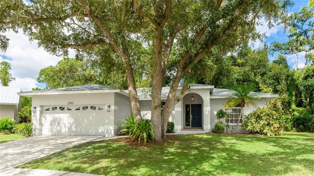 Recently Rented: $2,885 (3 beds, 2 baths, 1572 Square Feet)