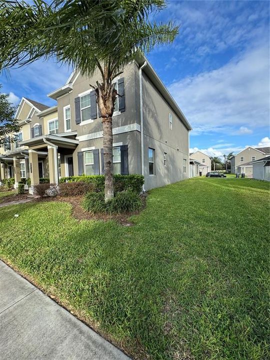 Active With Contract: $2,650 (3 beds, 2 baths, 1850 Square Feet)