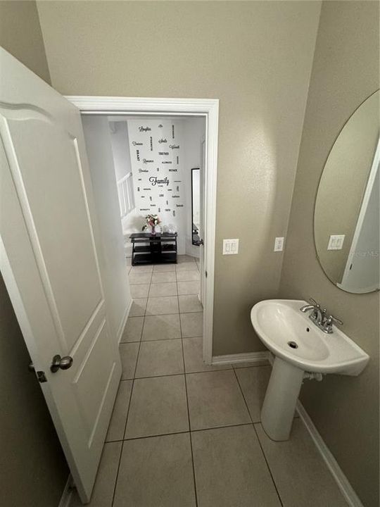 Active With Contract: $2,650 (3 beds, 2 baths, 1850 Square Feet)