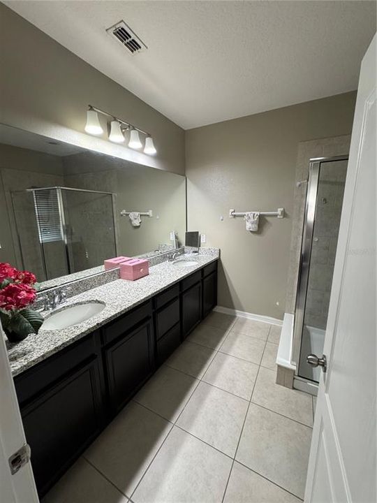 Active With Contract: $2,650 (3 beds, 2 baths, 1850 Square Feet)