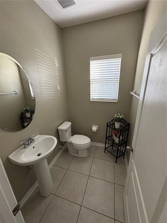 Active With Contract: $2,650 (3 beds, 2 baths, 1850 Square Feet)