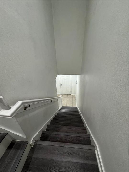 Active With Contract: $2,650 (3 beds, 2 baths, 1850 Square Feet)