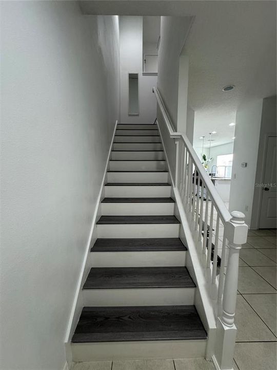 Active With Contract: $2,650 (3 beds, 2 baths, 1850 Square Feet)