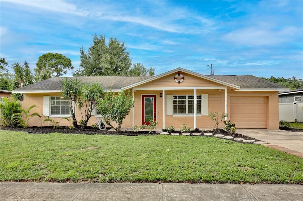 Recently Rented: $2,245 (3 beds, 2 baths, 1718 Square Feet)