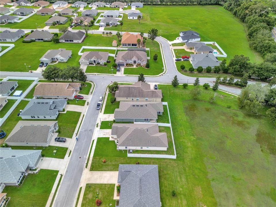 待售: $365,000 (3 贝兹, 2 浴室, 1950 平方英尺)