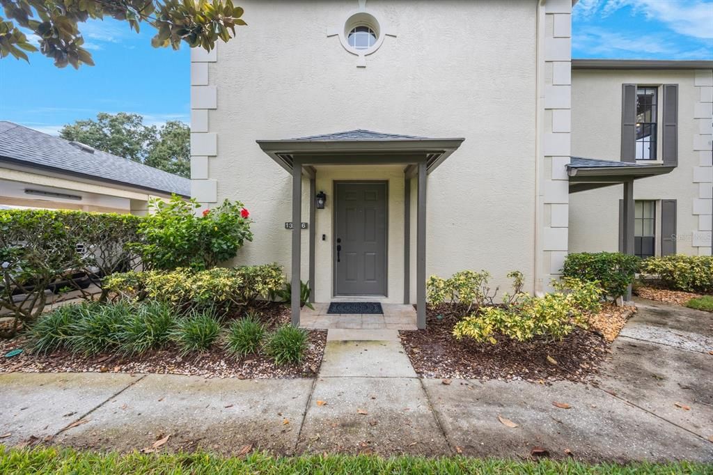 Active With Contract: $275,000 (2 beds, 2 baths, 1354 Square Feet)