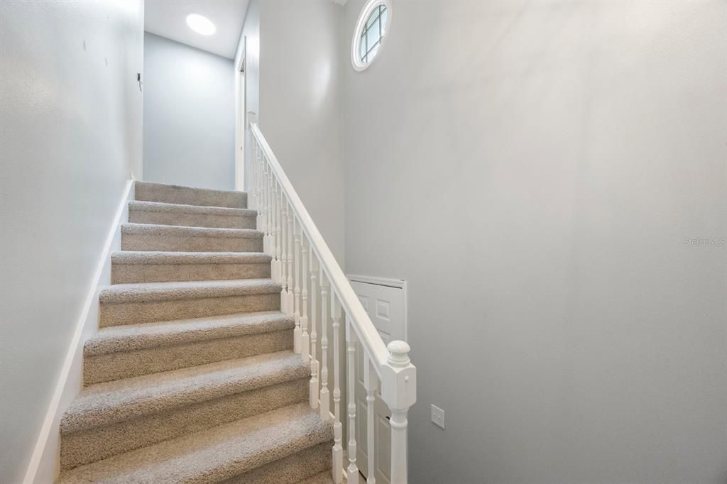 Active With Contract: $275,000 (2 beds, 2 baths, 1354 Square Feet)