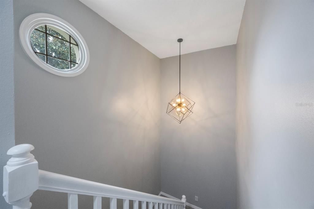 Active With Contract: $275,000 (2 beds, 2 baths, 1354 Square Feet)