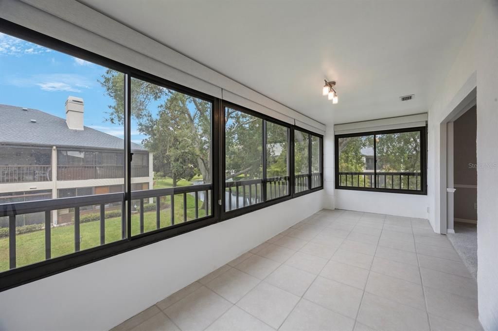 Active With Contract: $275,000 (2 beds, 2 baths, 1354 Square Feet)