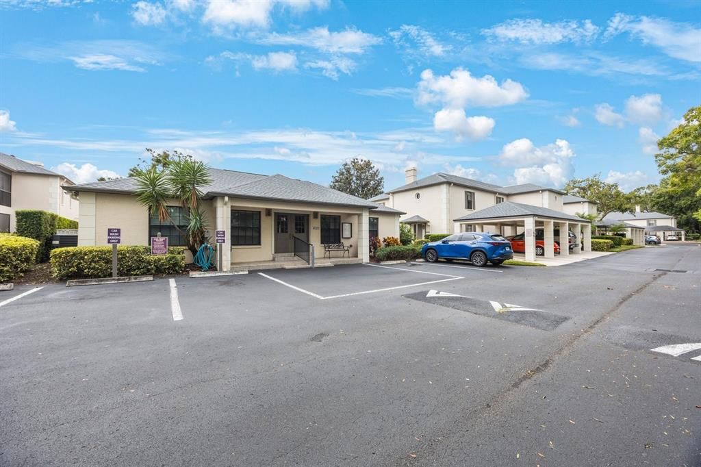 Active With Contract: $275,000 (2 beds, 2 baths, 1354 Square Feet)