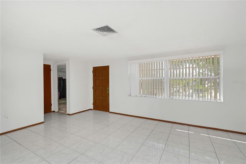 En Venta: $220,880 (2 camas, 2 baños, 1384 Pies cuadrados)