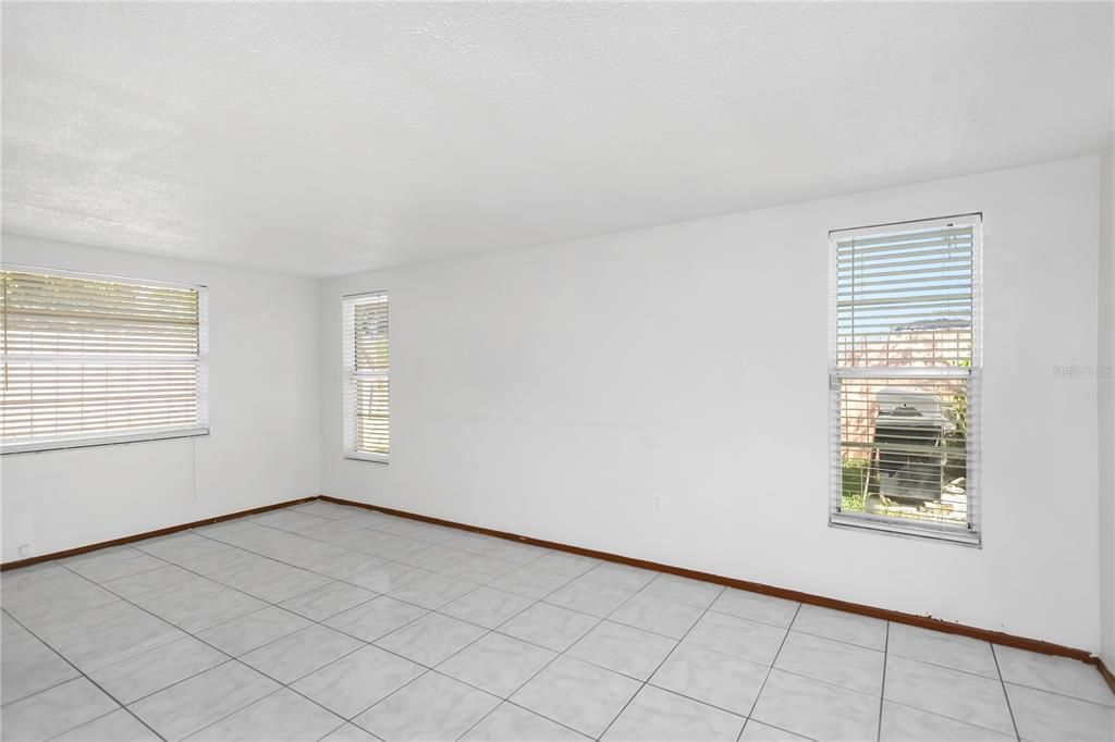 En Venta: $220,880 (2 camas, 2 baños, 1384 Pies cuadrados)