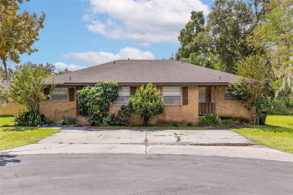 Recently Sold: $300,000 (4 beds, 0 baths, 2174 Square Feet)