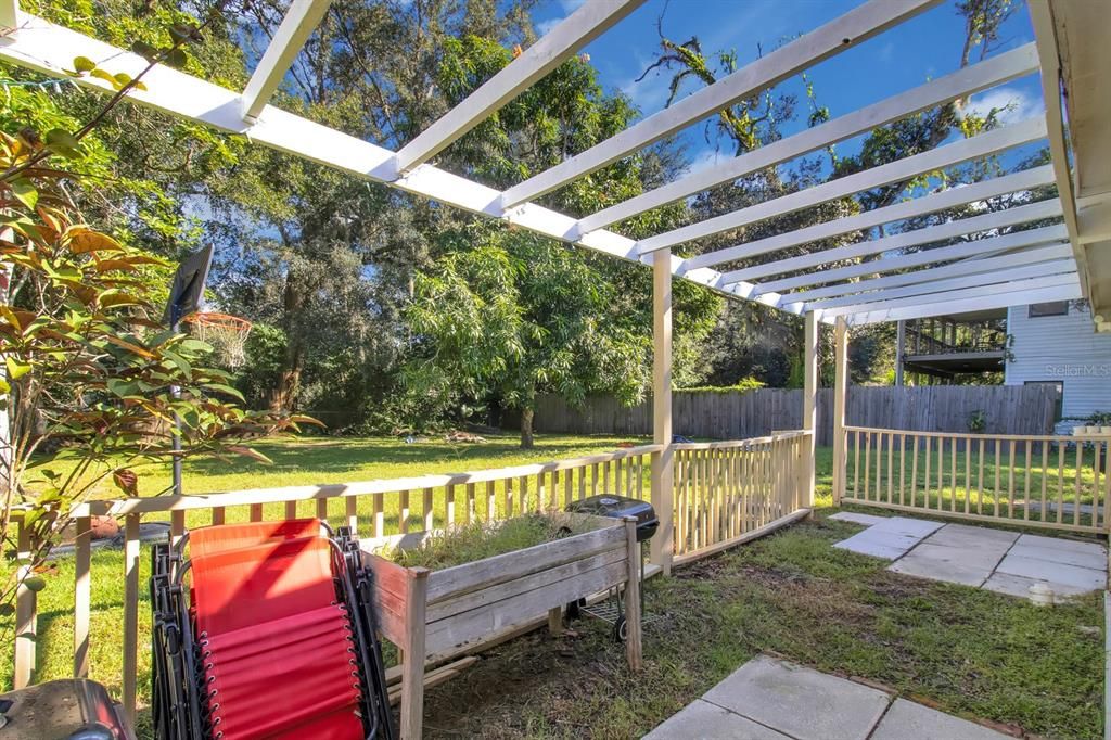 На продажу: $299,000 (3 спален, 2 ванн, 1266 Квадратных фут)