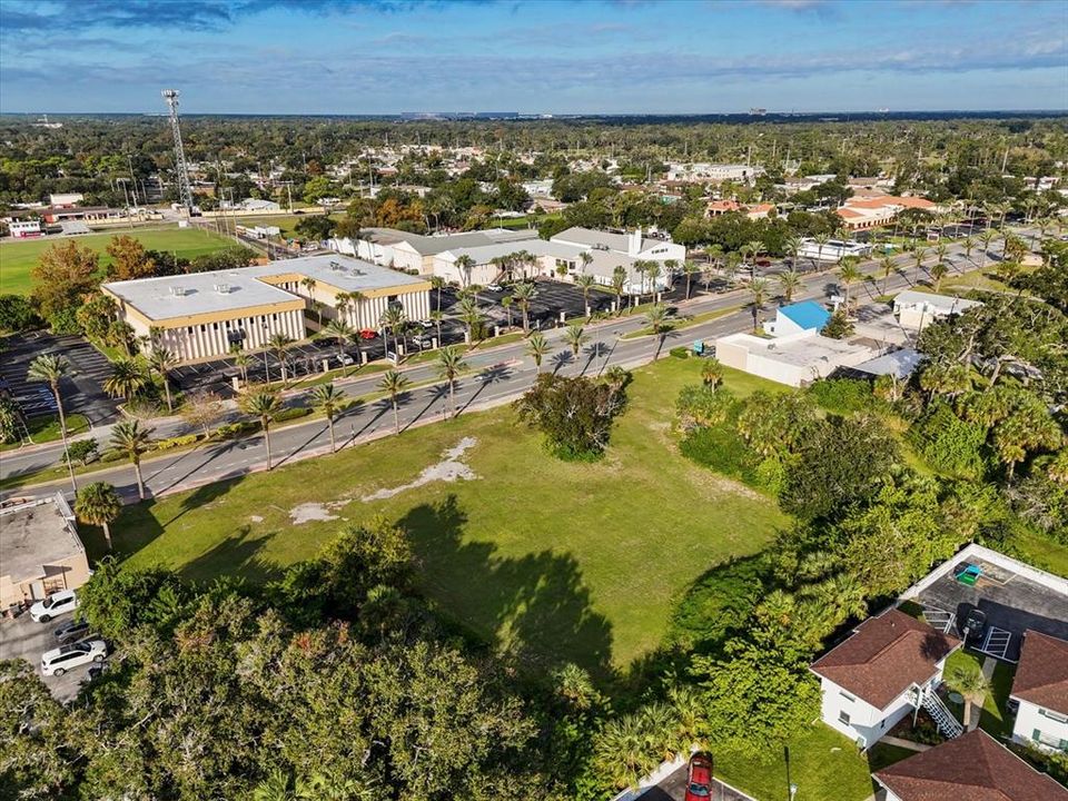 For Sale: $1,690,000 (2.55 acres)