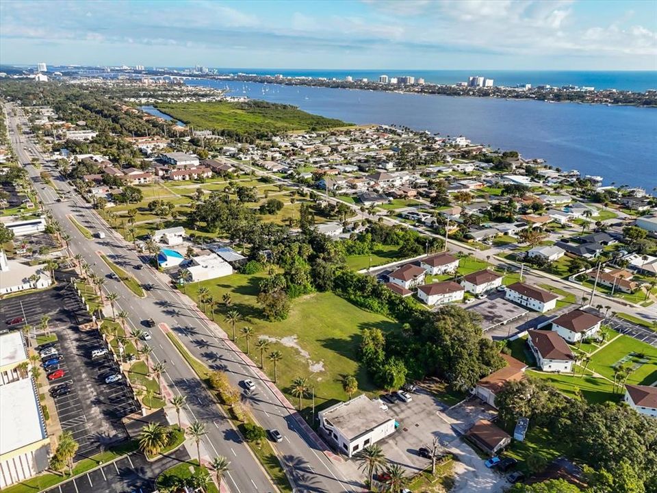 For Sale: $1,690,000 (2.55 acres)