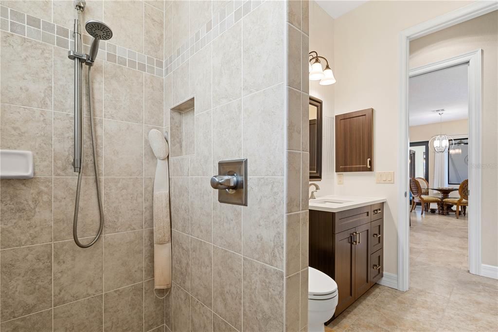 待售: $1,399,000 (3 贝兹, 2 浴室, 2579 平方英尺)