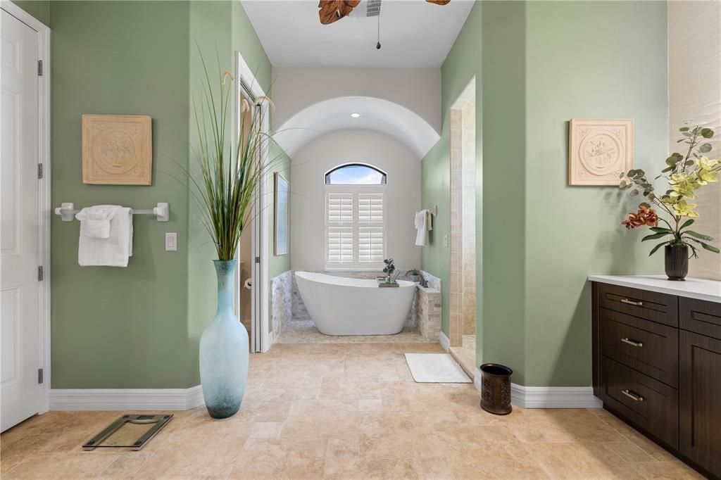 待售: $1,399,000 (3 贝兹, 2 浴室, 2579 平方英尺)