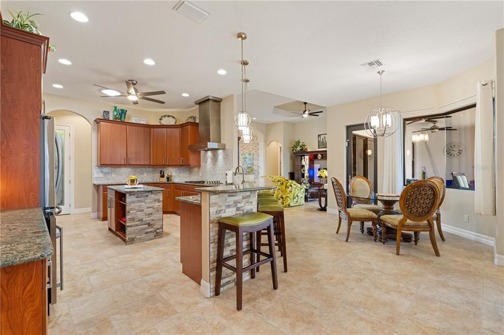 待售: $1,399,000 (3 贝兹, 2 浴室, 2579 平方英尺)