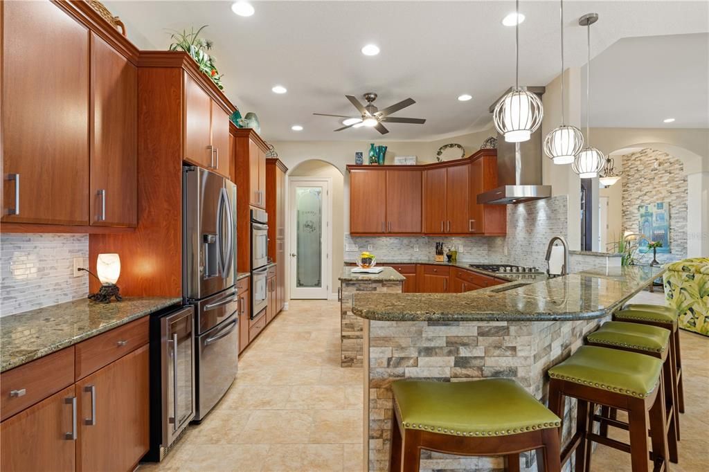 待售: $1,399,000 (3 贝兹, 2 浴室, 2579 平方英尺)