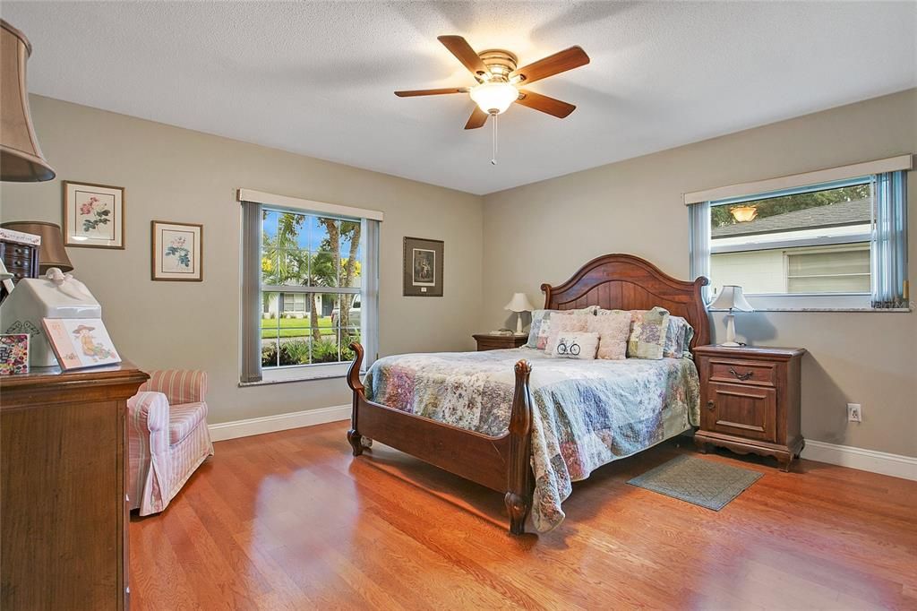 For Sale: $589,500 (3 beds, 2 baths, 2043 Square Feet)