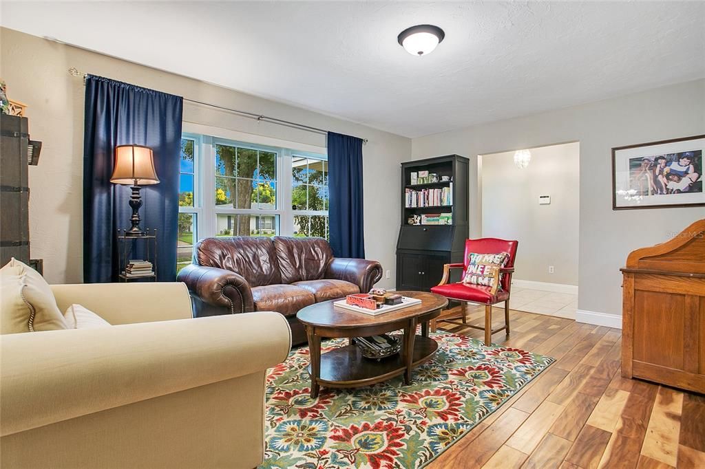 For Sale: $589,500 (3 beds, 2 baths, 2043 Square Feet)