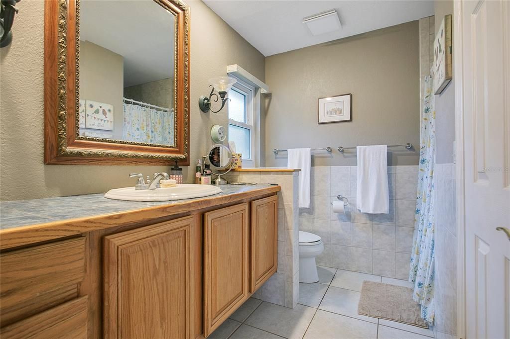 For Sale: $589,500 (3 beds, 2 baths, 2043 Square Feet)