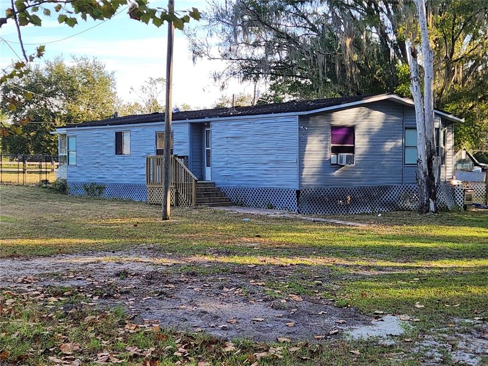 出租: $2,500 (3 贝兹, 2 浴室, 1504 平方英尺)