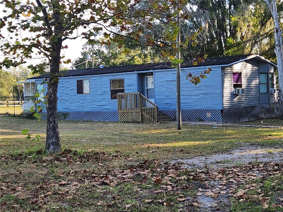 出租: $2,500 (3 贝兹, 2 浴室, 1504 平方英尺)