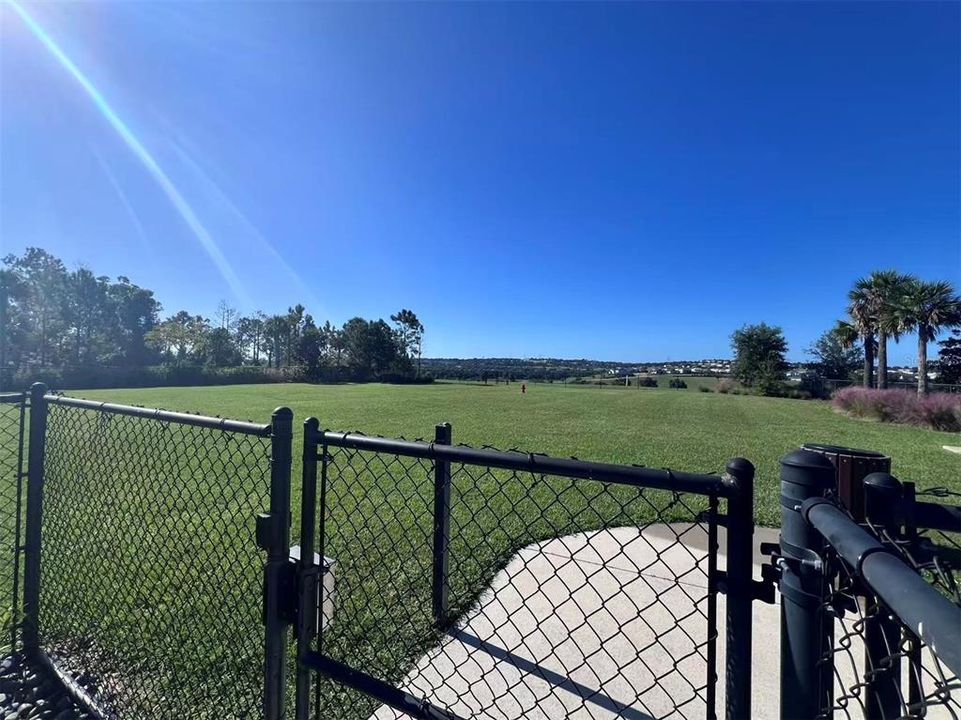 На продажу: $570,000 (4 спален, 3 ванн, 2399 Квадратных фут)