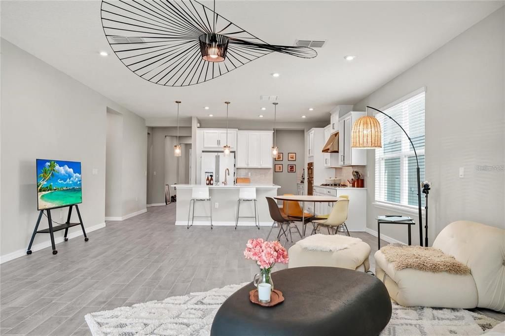 На продажу: $570,000 (4 спален, 3 ванн, 2399 Квадратных фут)