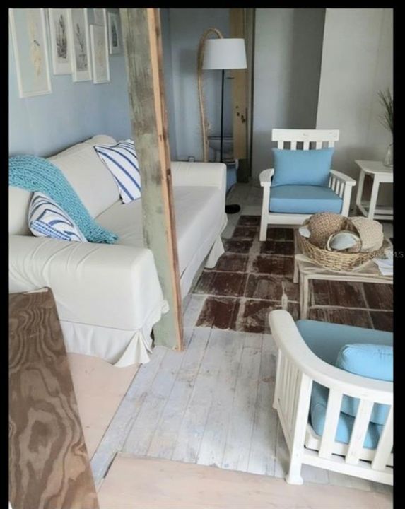 待售: $109,990 (3 贝兹, 1 浴室, 1248 平方英尺)