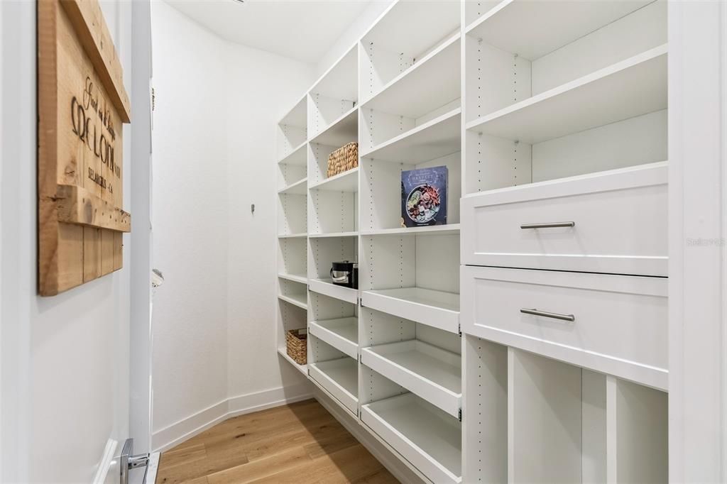 Active With Contract: $1,449,000 (3 beds, 3 baths, 2915 Square Feet)