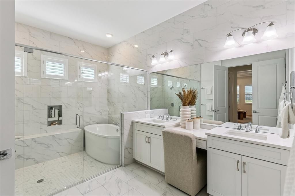 Active With Contract: $1,449,000 (3 beds, 3 baths, 2915 Square Feet)